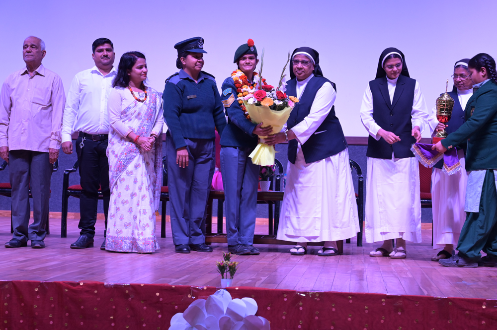 FELICITATION OF ANUBHUTI PANDEY 